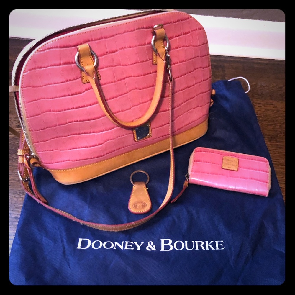 Dooney and Bourke pink croco embossed purse